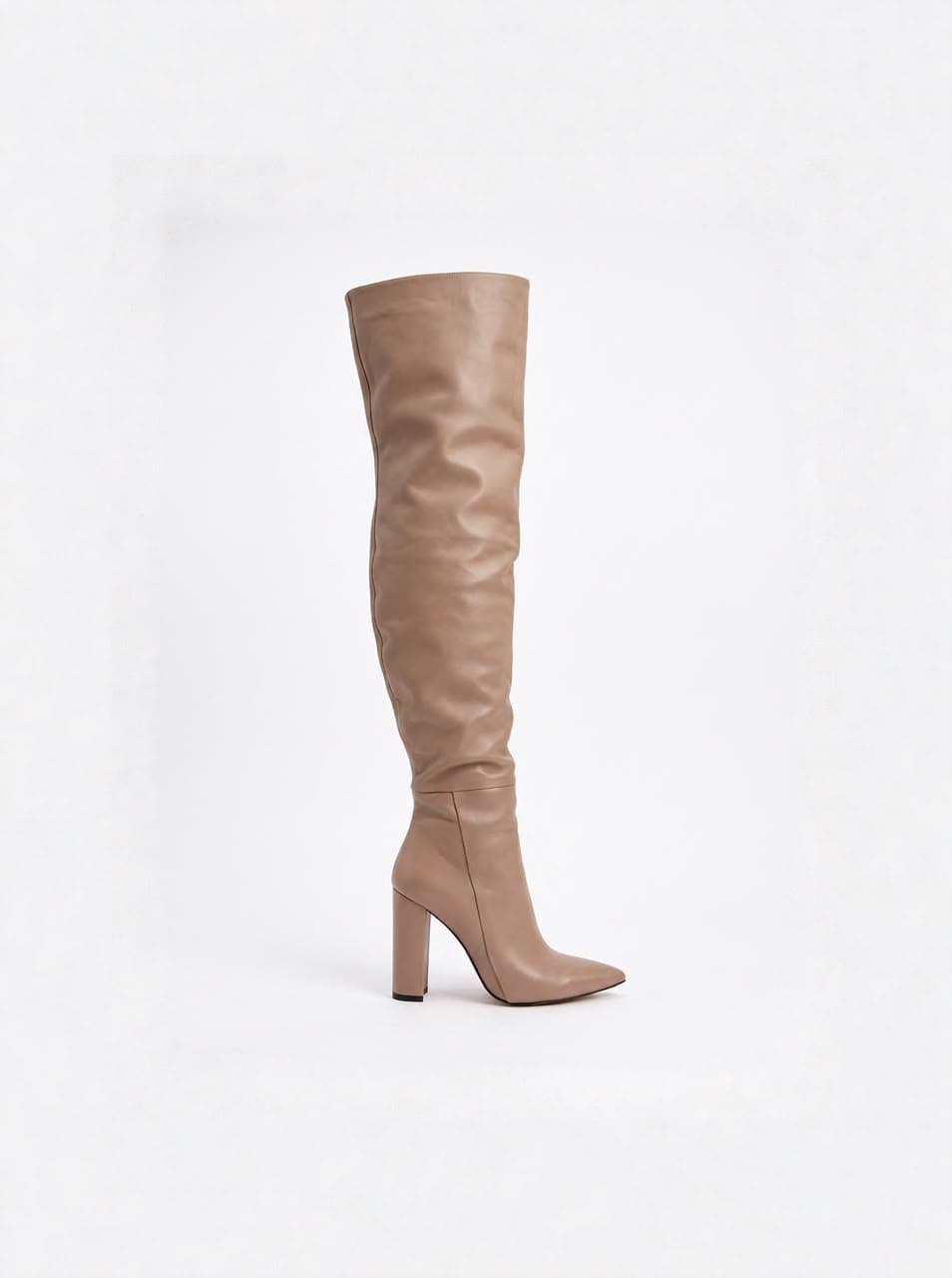 Shoe