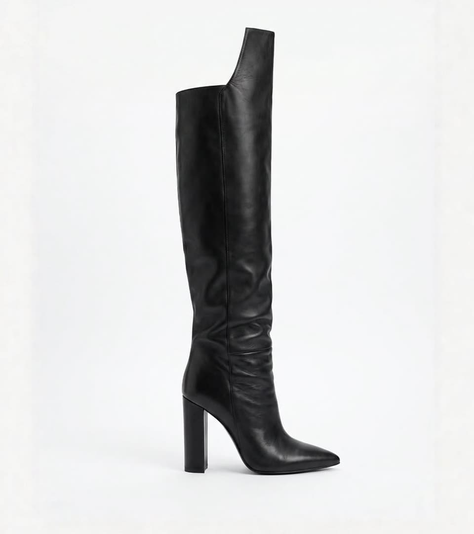 Shoe