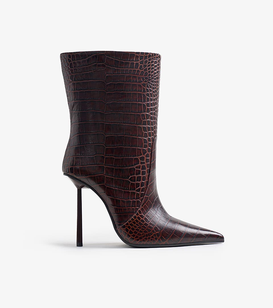 Shoe