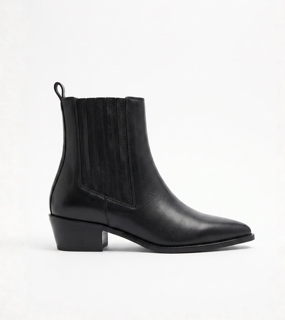 Shoe