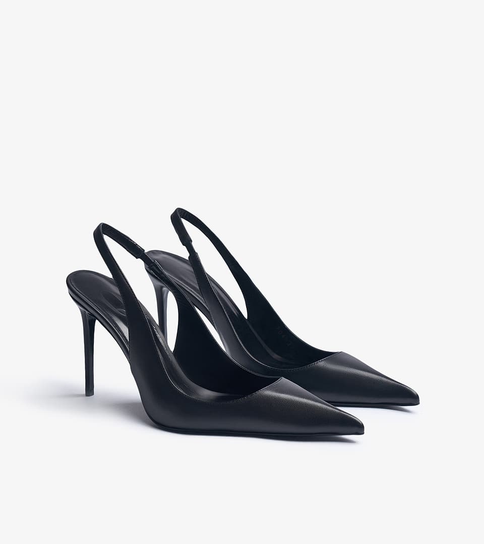 Shoe
