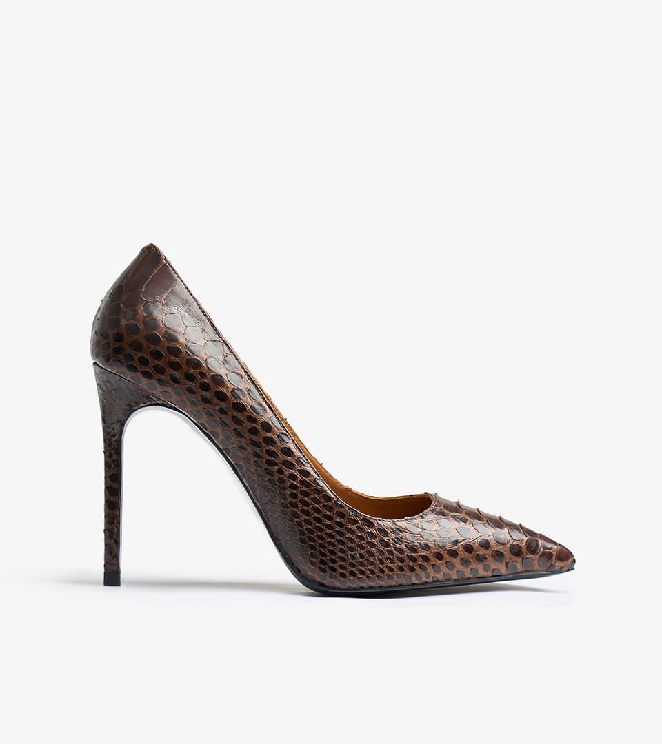 Shoe