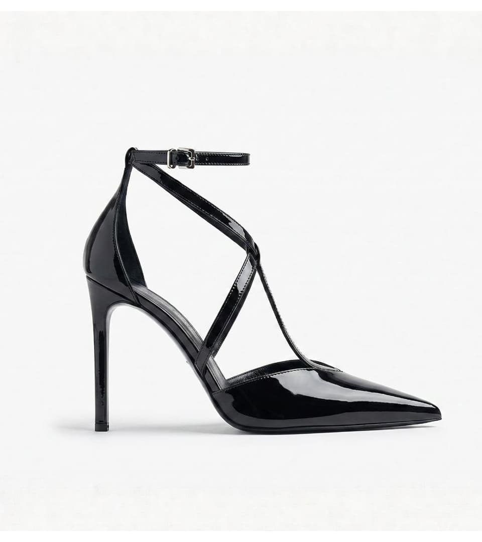 Shoe