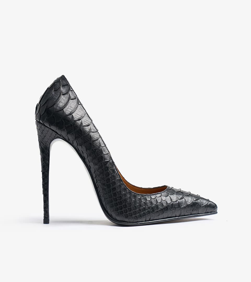 Shoe