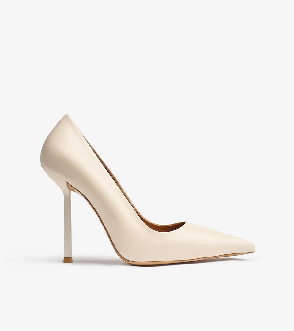 Shoe
