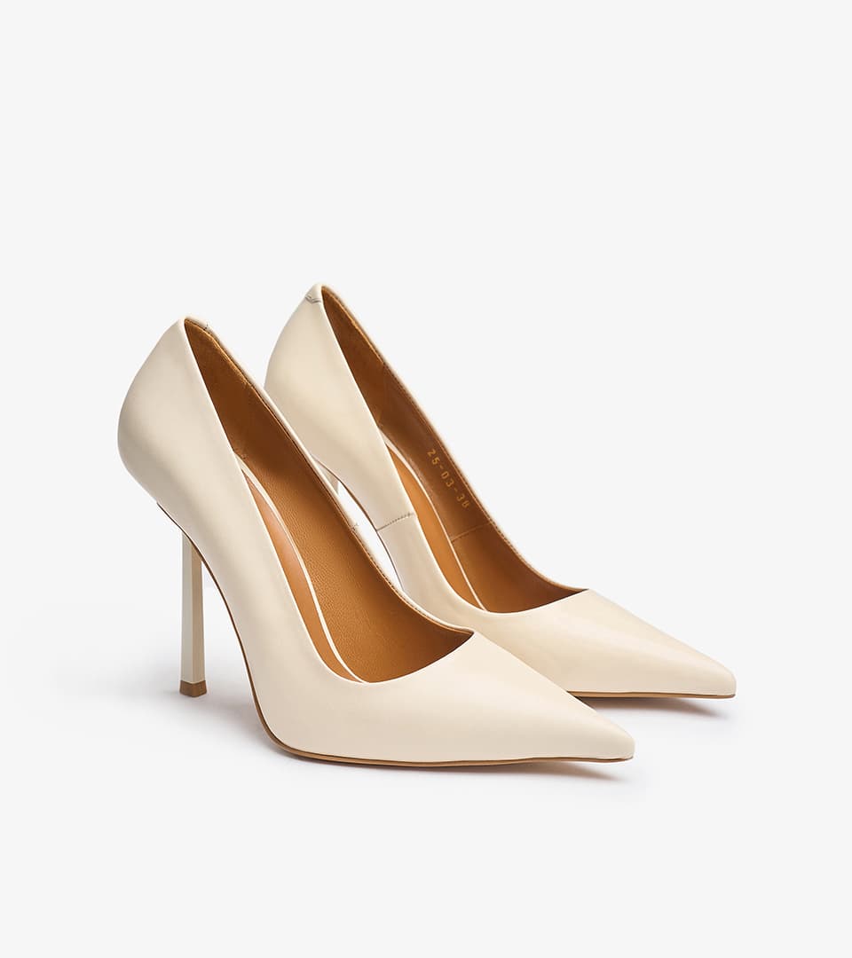 Shoe