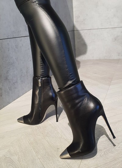 Ankle boots black leather metal toe 12 cm