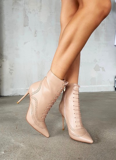 Ankle boots beige leather lacing pointed toe 10 cm