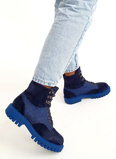 Sneakers blue suede with squins