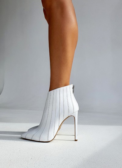 Ankle boots natural white leather