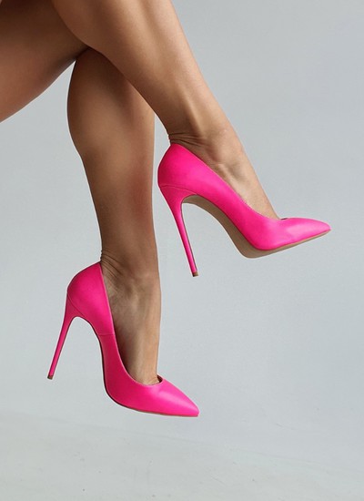 Shoes bright pink