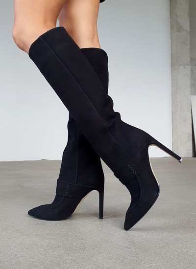 Boots black suede with seam